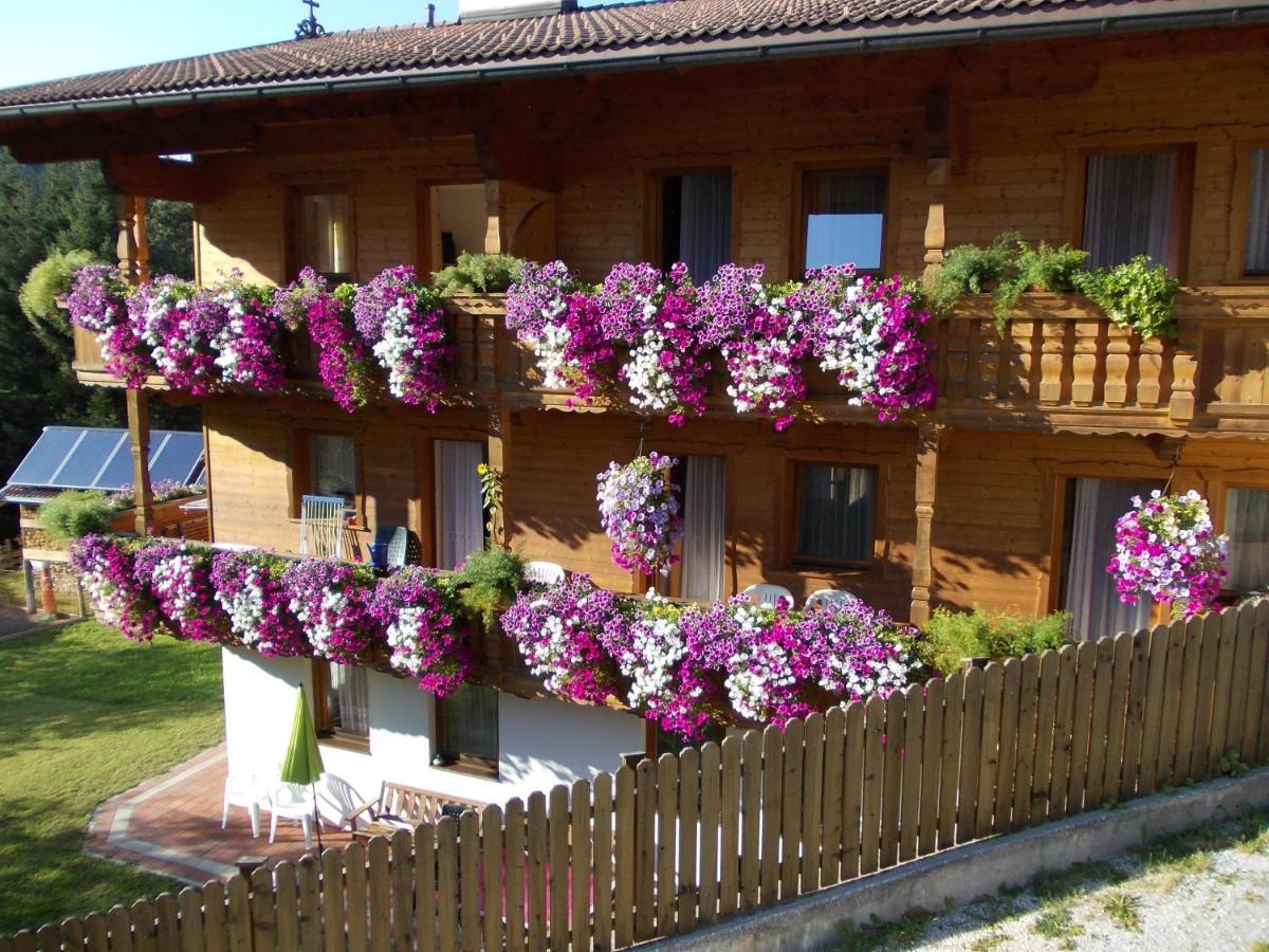 Haus Luxer Lägenhet Auffach Exteriör bild