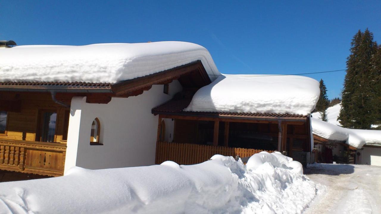 Haus Luxer Lägenhet Auffach Exteriör bild