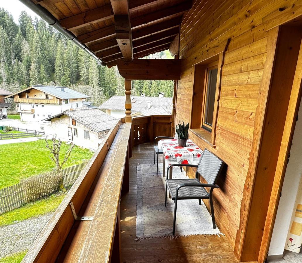 Haus Luxer Lägenhet Auffach Exteriör bild
