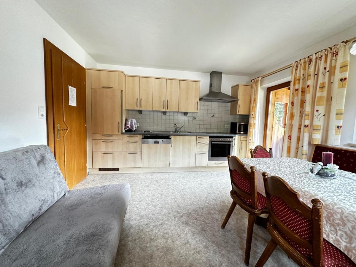Haus Luxer Lägenhet Auffach Exteriör bild